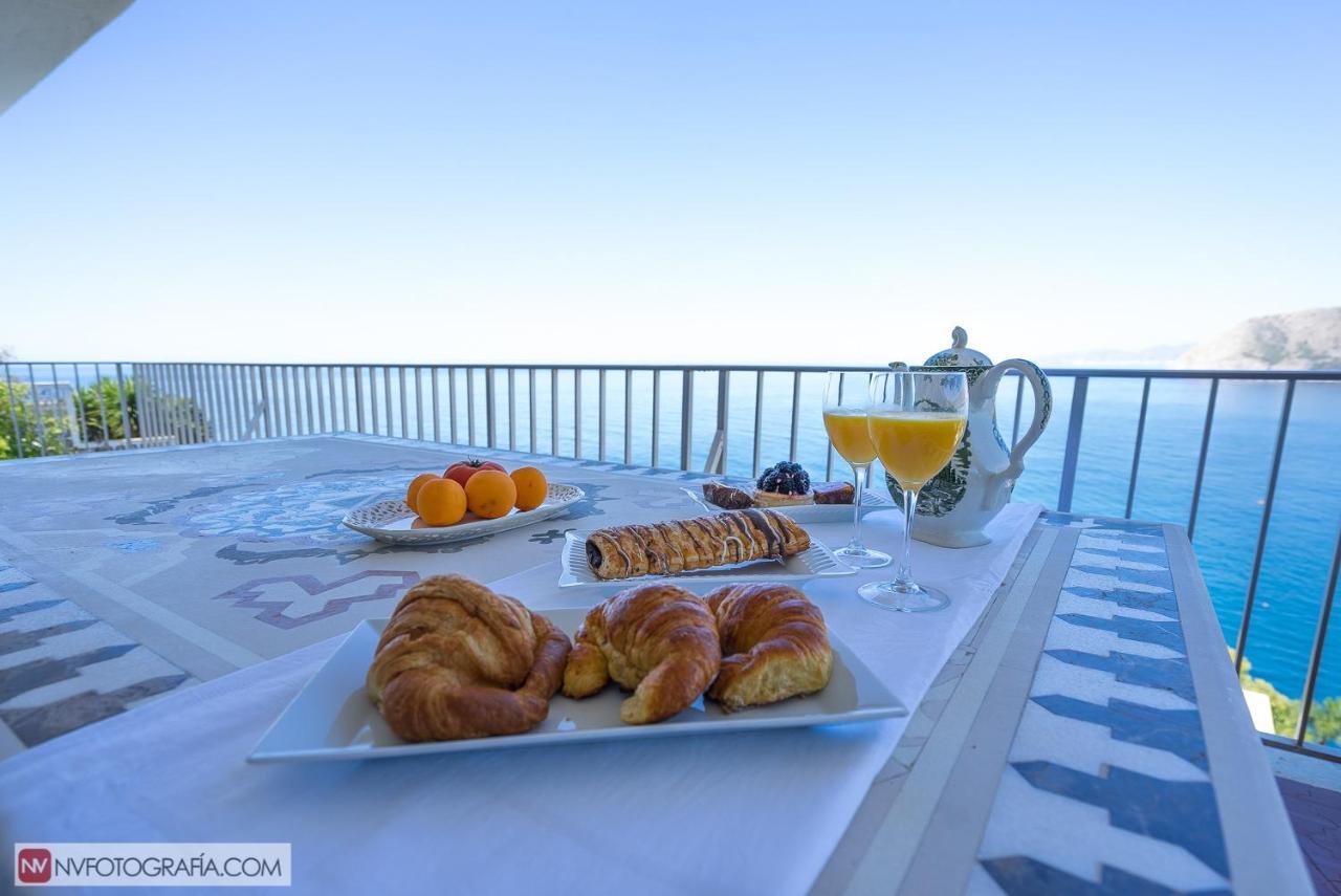 Villa Sobre El Mar Alboran La Herradura  Εξωτερικό φωτογραφία